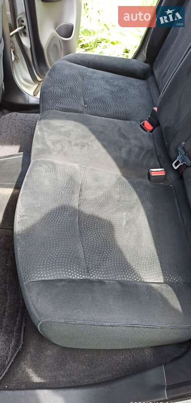 Хетчбек Nissan Leaf 2014 в Вінниці фото 24 Хетчбек Nissan Leaf 2014 в Вінниці