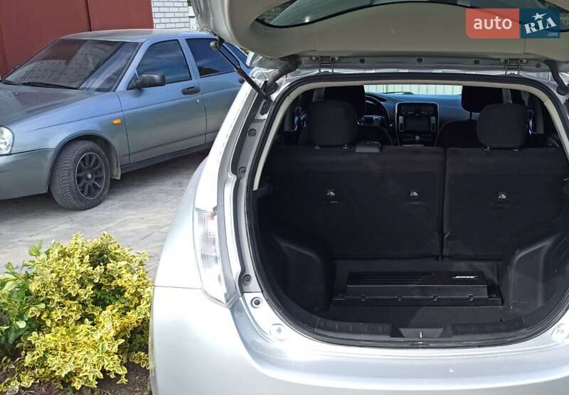 Хетчбек Nissan Leaf 2014 в Вінниці фото 30 Хетчбек Nissan Leaf 2014 в Вінниці