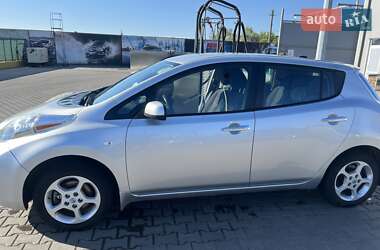 Хэтчбек Nissan Leaf 2014 в Одессе