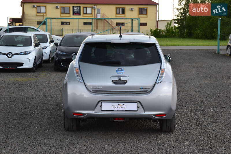 Хетчбек Nissan Leaf 2014 в Луцьку