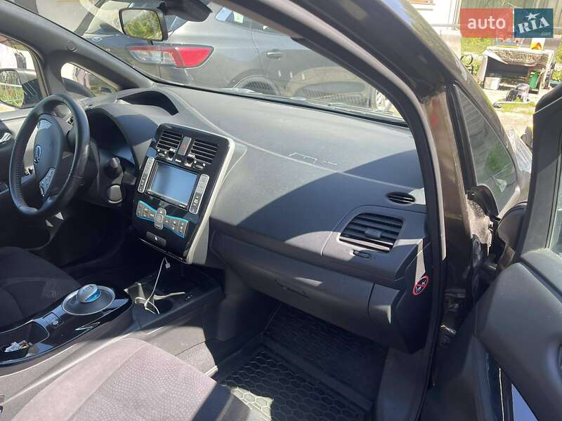 Хэтчбек Nissan Leaf 2016 в Броварах