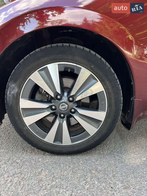 Хетчбек Nissan Leaf 2016 в Валках фото 13 Хетчбек Nissan Leaf 2016 в Валках