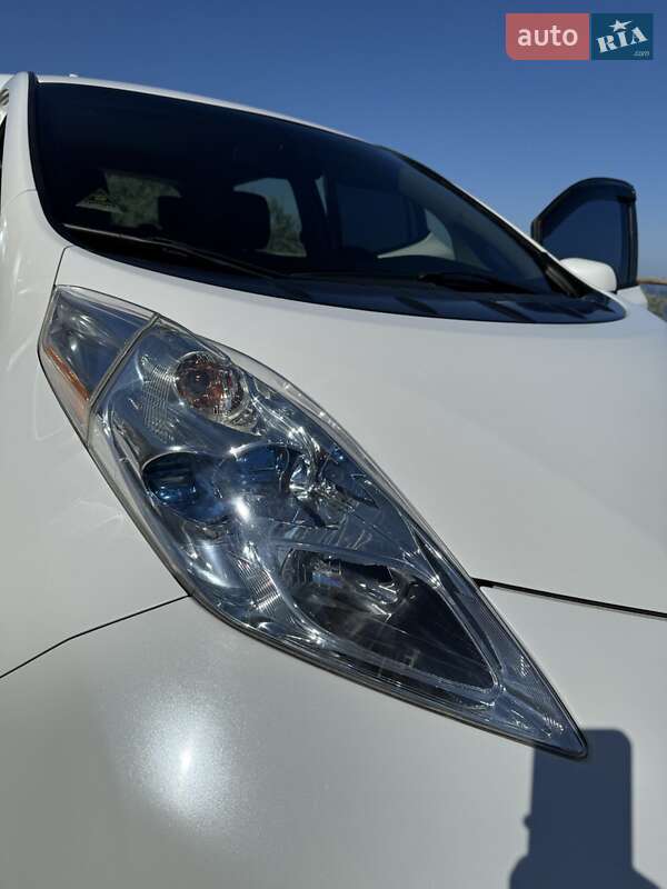 Хэтчбек Nissan Leaf 2016 в Одессе фото 32 Хэтчбек Nissan Leaf 2016 в Одессе