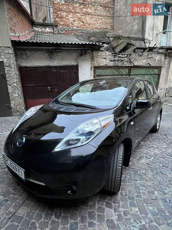 Nissan Leaf 2011