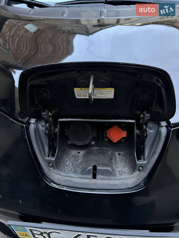 Хетчбек Nissan Leaf 2011 в Львові фото 15 Хетчбек Nissan Leaf 2011 в Львові