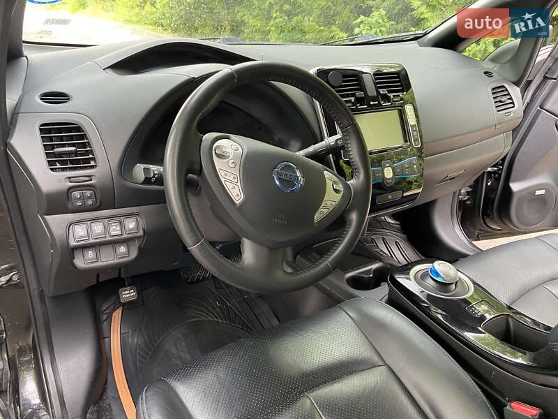 Хэтчбек Nissan Leaf 2016 в Ровно фото 26 Хэтчбек Nissan Leaf 2016 в Ровно