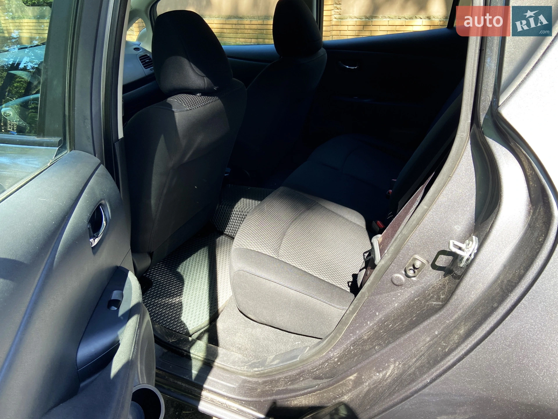 2015 Nissan Leaf - мініатюра 24