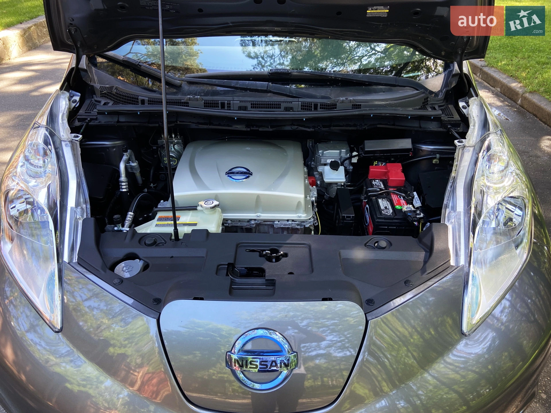 2015 Nissan Leaf - мініатюра 29