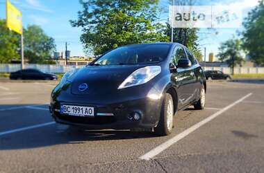 Хэтчбек Nissan Leaf 2012 в Львове