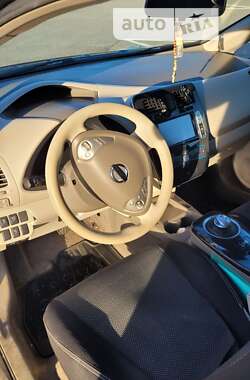 Хэтчбек Nissan Leaf 2012 в Львове