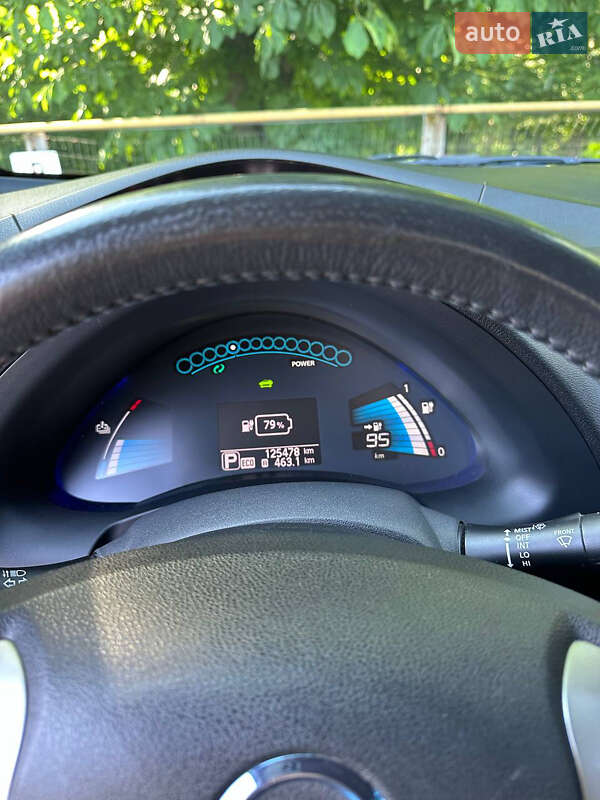 Хэтчбек Nissan Leaf 2014 в Тернополе