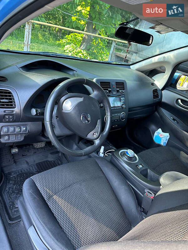 Хэтчбек Nissan Leaf 2014 в Тернополе