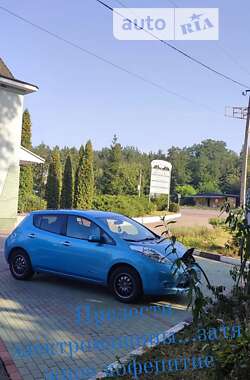 Хетчбек Nissan Leaf 2015 в Кропивницькому