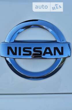 Хэтчбек Nissan Leaf 2013 в Днепре