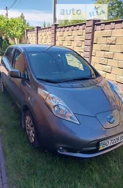 Хетчбек Nissan Leaf 2015 в Тернополі