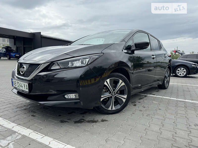 Хетчбек Nissan Leaf 2021 в Вінниці