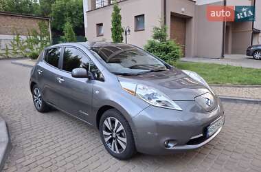 Хетчбек Nissan Leaf 2014 в Вінниці