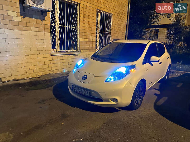Хэтчбек Nissan Leaf 2014 в Хмельницком фото 20 Хэтчбек Nissan Leaf 2014 в Хмельницком