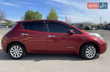 Хэтчбек Nissan Leaf 2014 в Полтаве