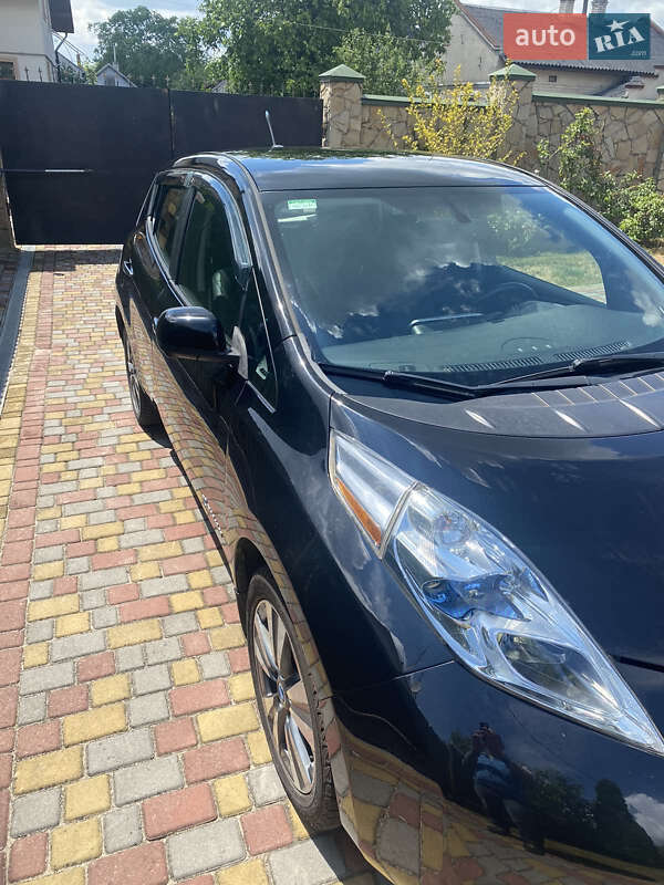Хэтчбек Nissan Leaf 2013 в Львове фото 3 Хэтчбек Nissan Leaf 2013 в Львове