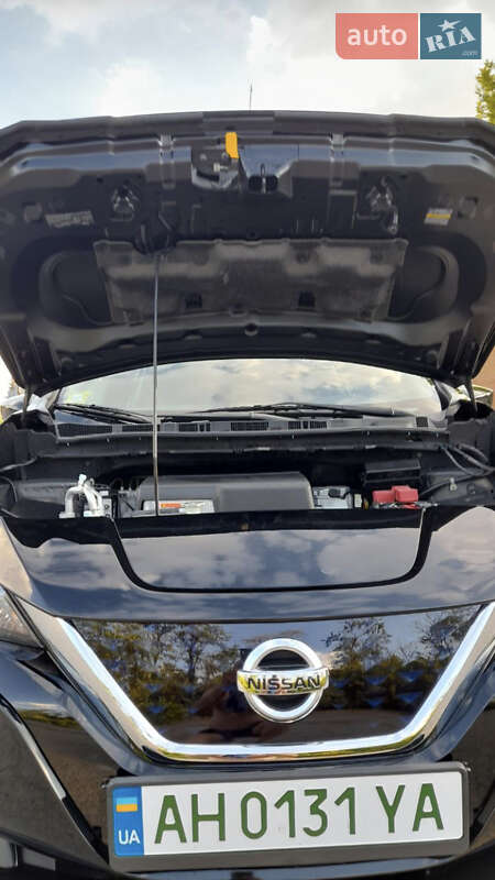 Хэтчбек Nissan Leaf 2020 в Днепре