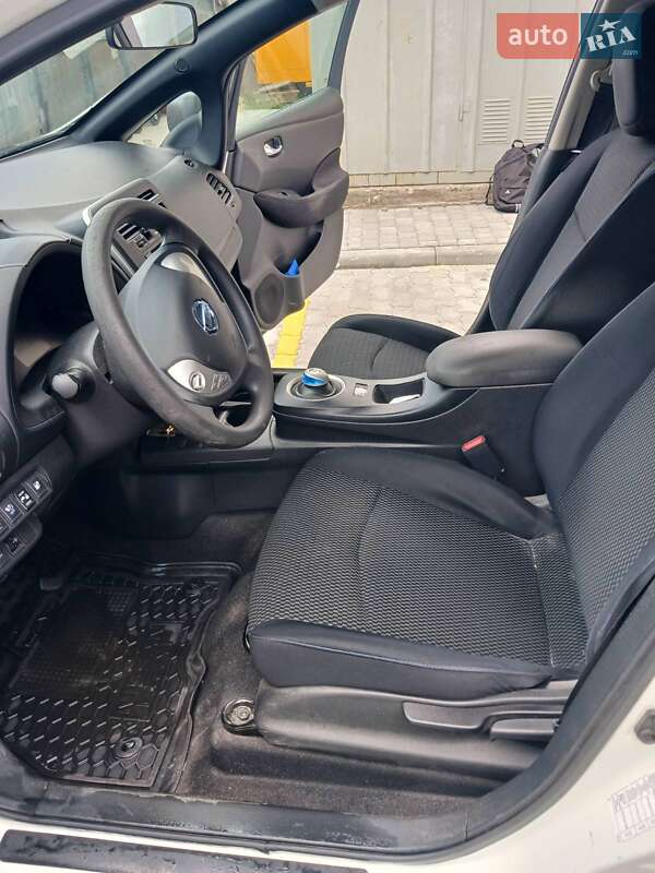Хетчбек Nissan Leaf 2016 в Львові