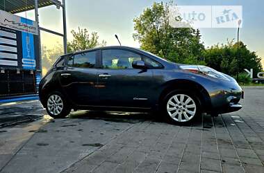 Хетчбек Nissan Leaf 2013 в Луцьку