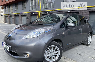 Хэтчбек Nissan Leaf 2015 в Тернополе