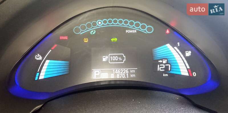 Хетчбек Nissan Leaf 2015 в Одесі