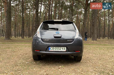 Хетчбек Nissan Leaf 2013 в Чернігові