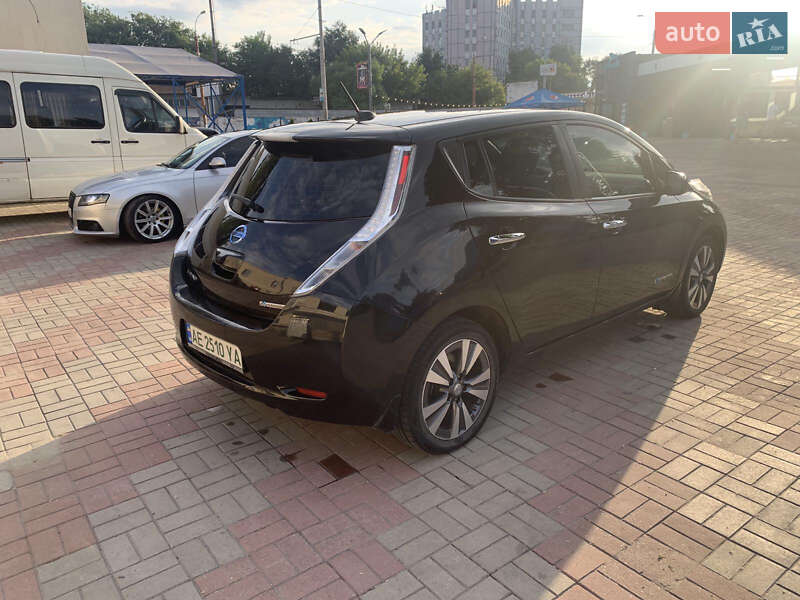 Хэтчбек Nissan Leaf 2015 в Запорожье фото 5 Хэтчбек Nissan Leaf 2015 в Запорожье