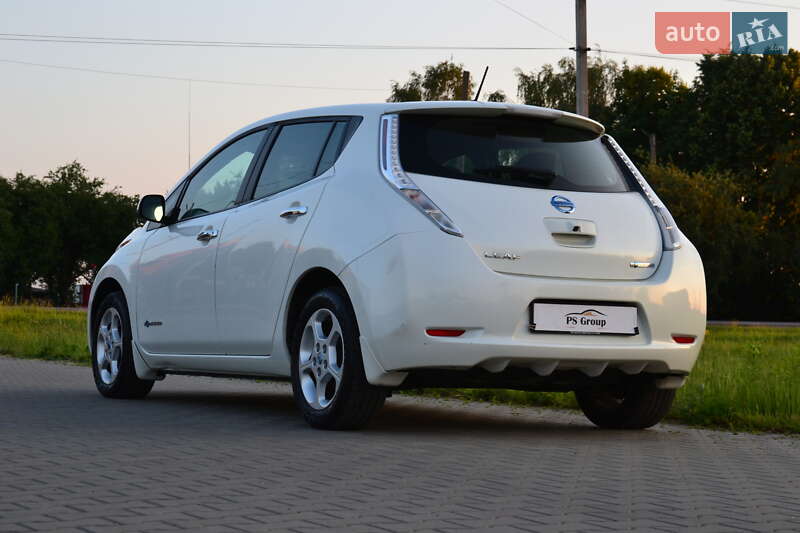 Хэтчбек Nissan Leaf 2016 в Луцке