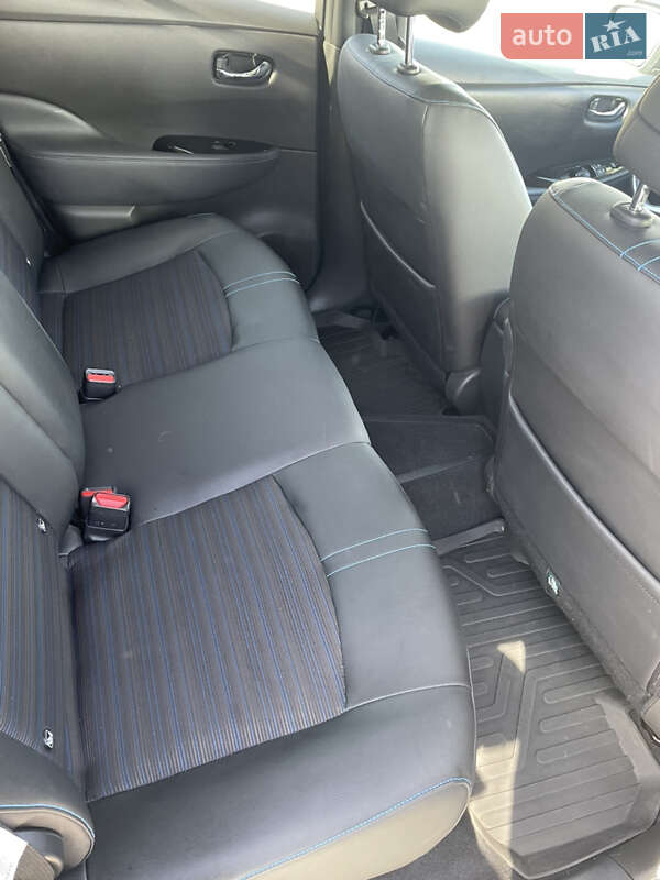 Хэтчбек Nissan Leaf 2020 в Виннице