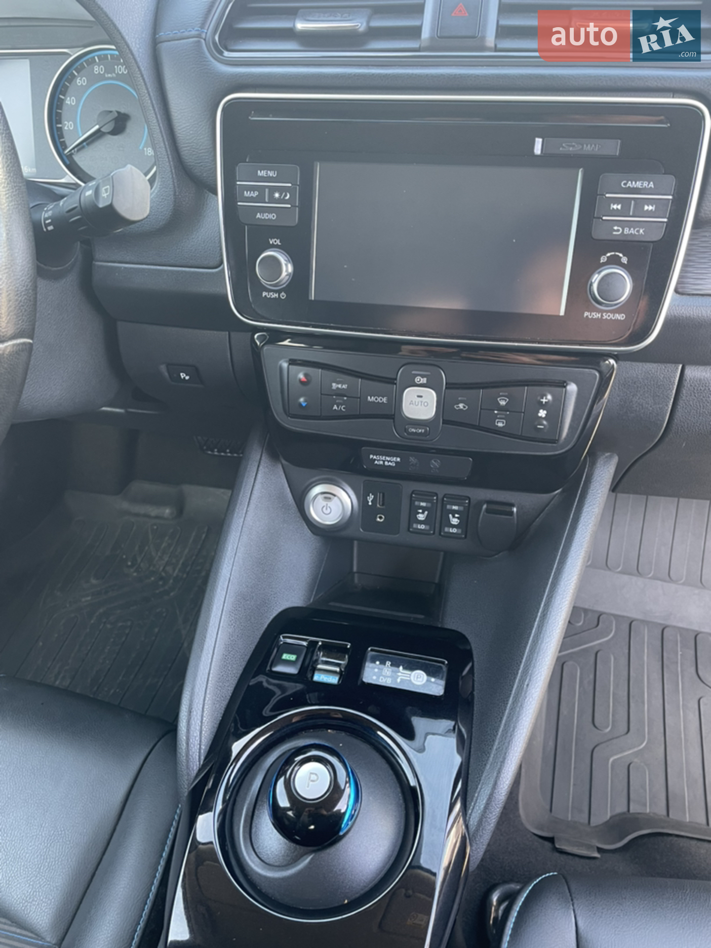 2020 Nissan Leaf - мініатюра 30