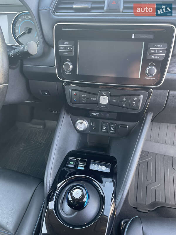 Хэтчбек Nissan Leaf 2020 в Виннице