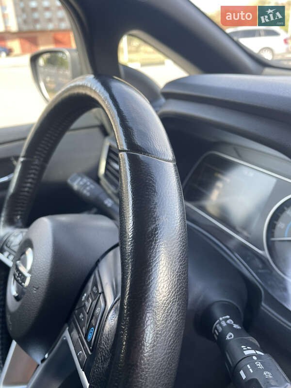 Хэтчбек Nissan Leaf 2020 в Виннице