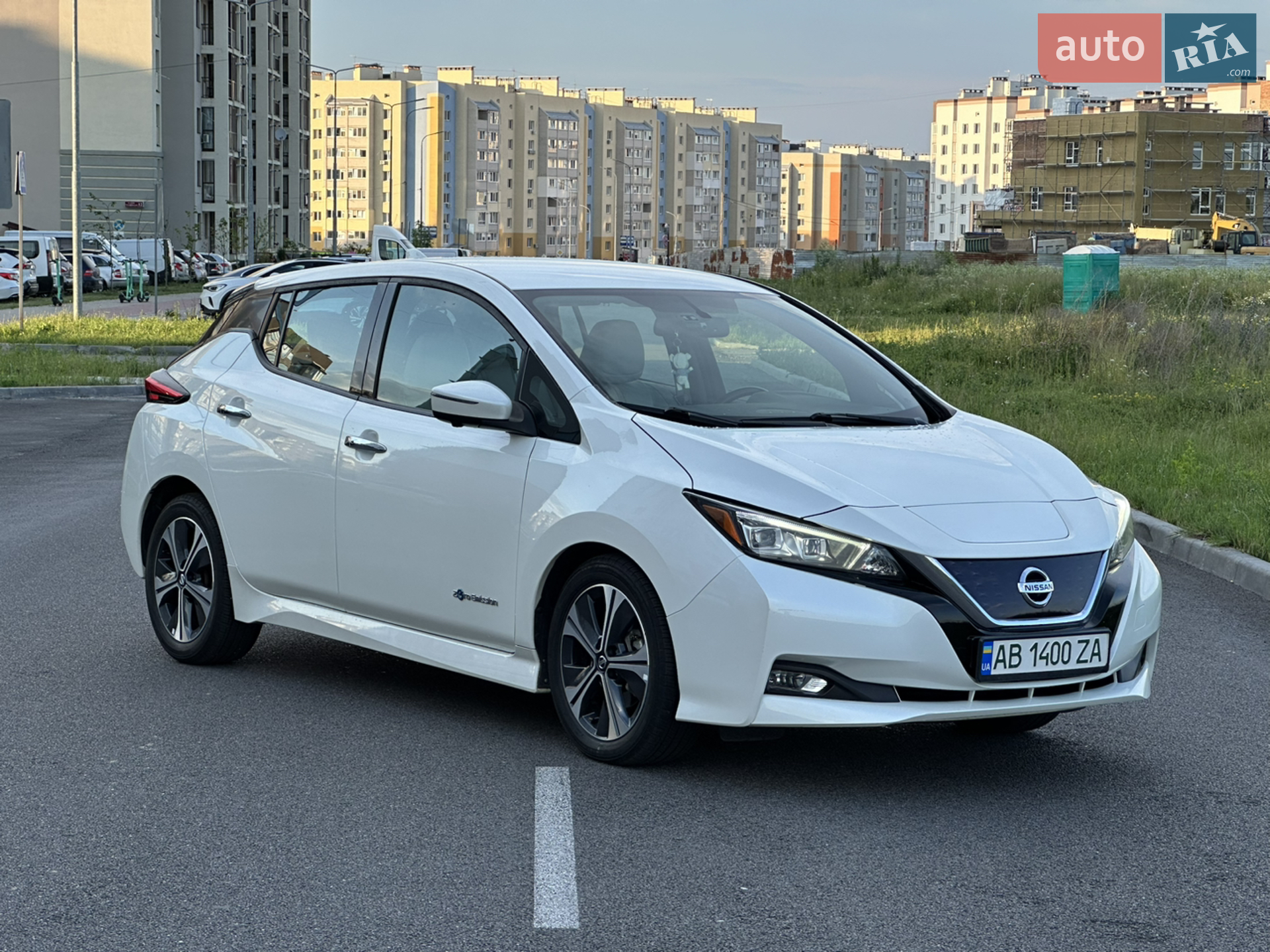 2019 Nissan Leaf - мініатюра 2
