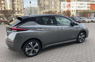 Хетчбек Nissan Leaf 2018 в Хмельницькому