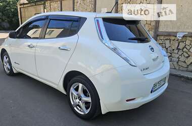 Хетчбек Nissan Leaf 2013 в Одесі