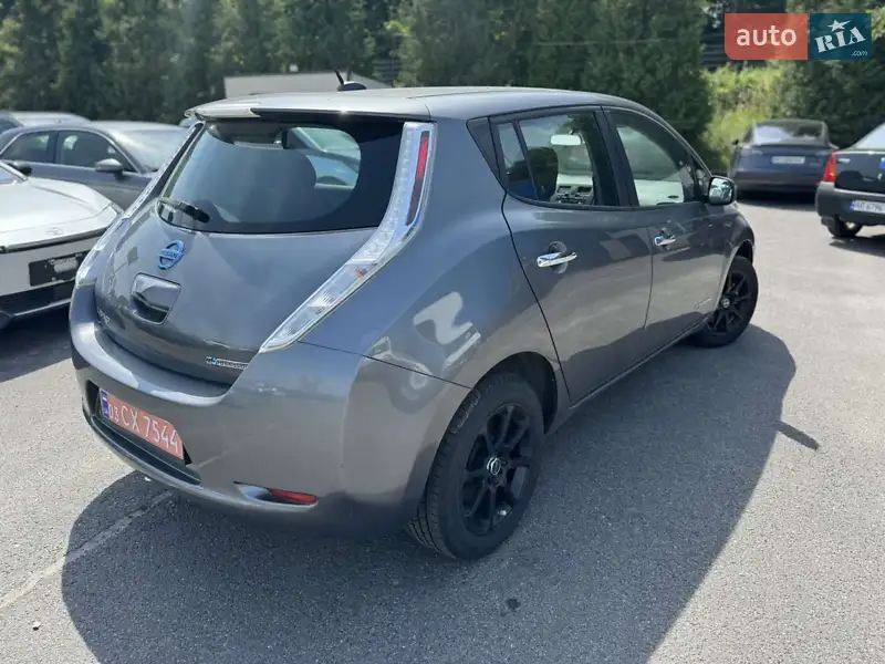 Nissan Leaf 2015