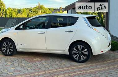 Хэтчбек Nissan Leaf 2017 в Дрогобыче