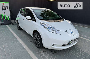 Хетчбек Nissan Leaf 2014 в Одесі