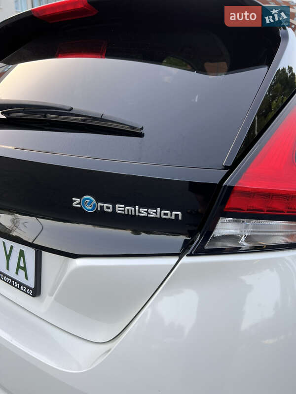 Хэтчбек Nissan Leaf 2017 в Одессе