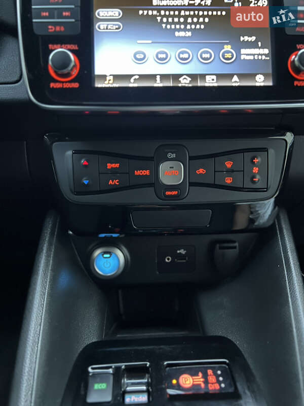 Хэтчбек Nissan Leaf 2017 в Одессе