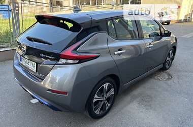 Хетчбек Nissan Leaf 2021 в Одесі