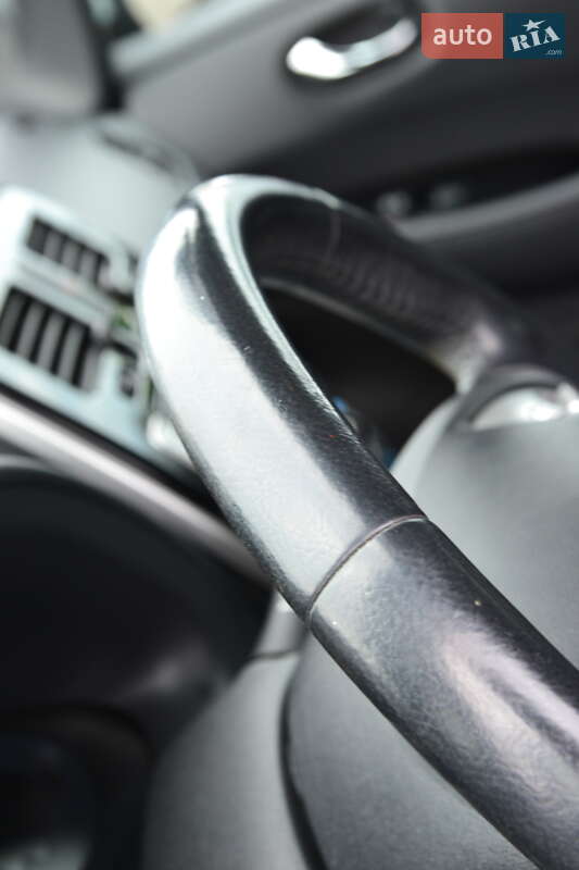Хэтчбек Nissan Leaf 2014 в Луцке