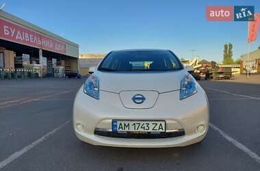 Хэтчбек Nissan Leaf 2015 в Житомире