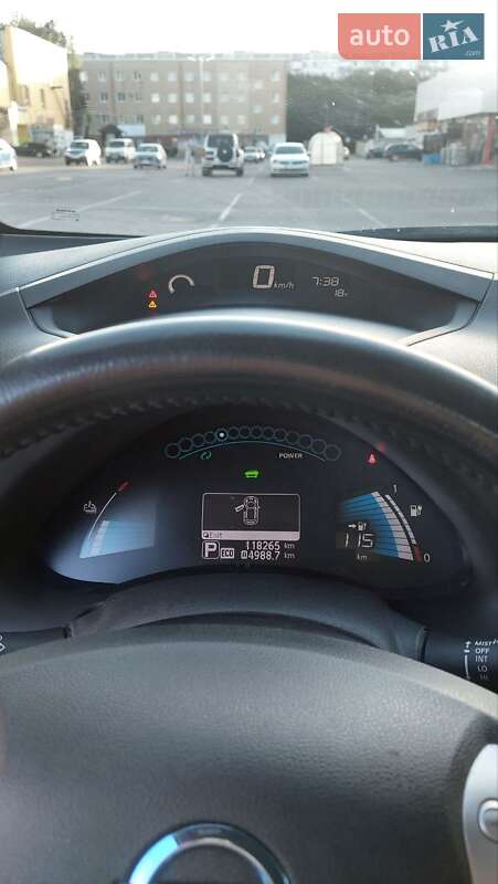 Хэтчбек Nissan Leaf 2015 в Житомире