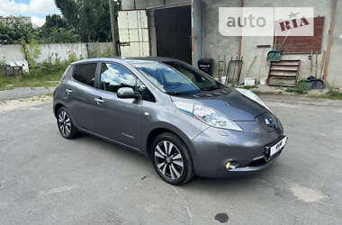 Хетчбек Nissan Leaf 2014 в Тернополі