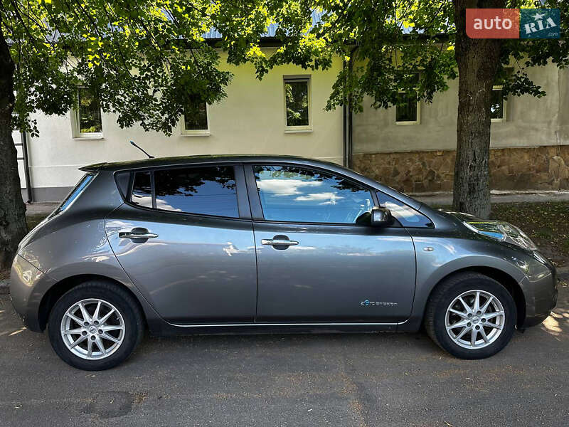 Nissan Leaf 2013